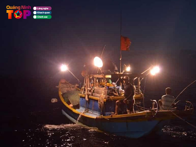 Cau-muc-dem-quangninhtoplist