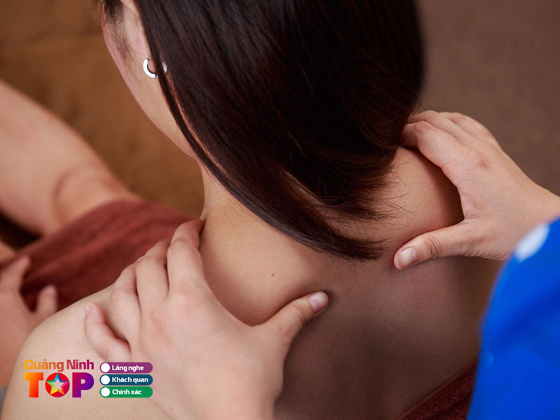 Cham-soc-me-va-be-dao-duyen-quangninhtoplist