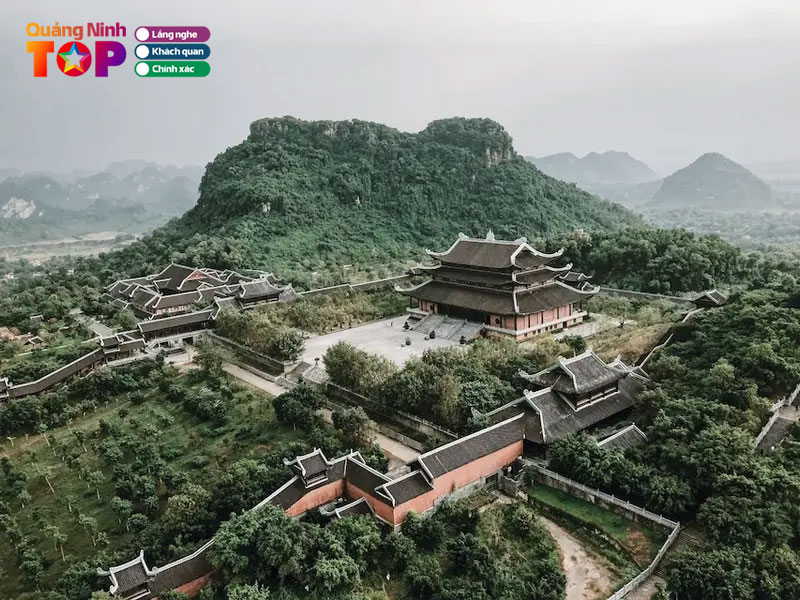 Chua-yen-tu-quangninhtoplist