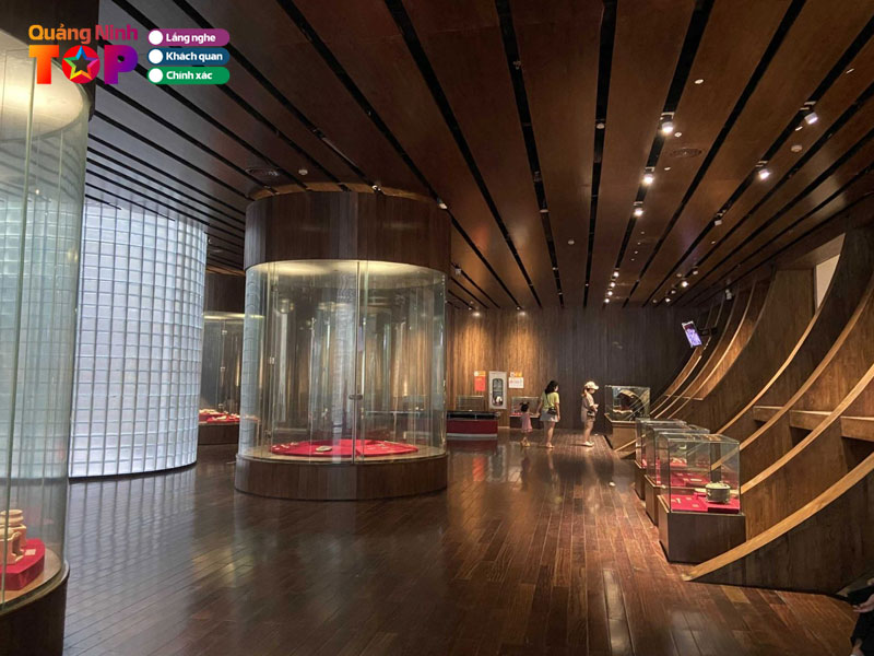 Kham-pha-kho-tang-hien-vat-vo-gia-quangninhtoplist