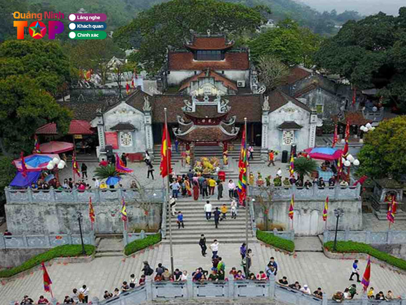 Kien-truc-cua-den-cua-ong-tai-quang-ninh-quangninhtoplist