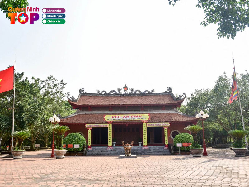 Kien-truc-noi-bat-o-den-an-sinh-quangninhtoplist