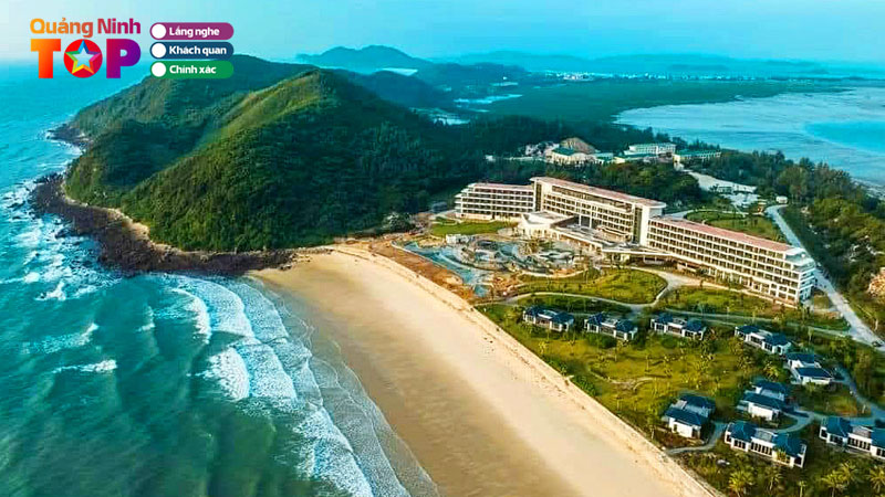 Kinh-nghiem-du-lich-bai-bien-quan-lan-tu-a-den-z-moi-nhat-quangninhtoplist