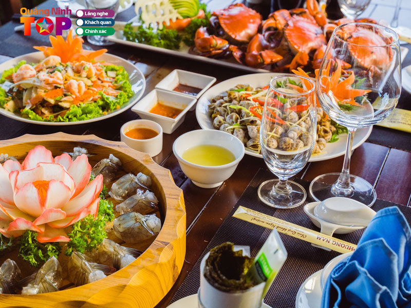 Nha-hang-ngoc-phuong-nam-quangninhtoplist