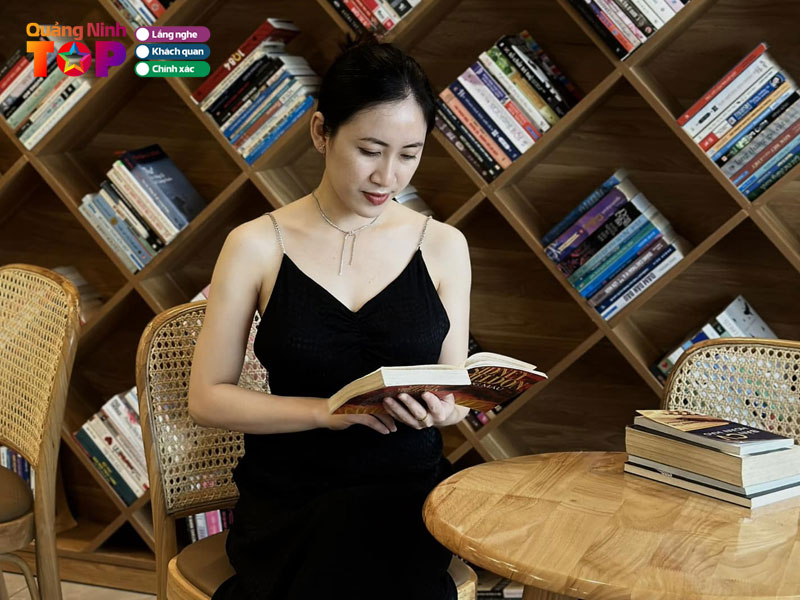 T-book-cafe-quangninhtoplist