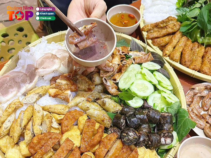 Bun-dau-pho-co-hang-khay-quangninhtoplist