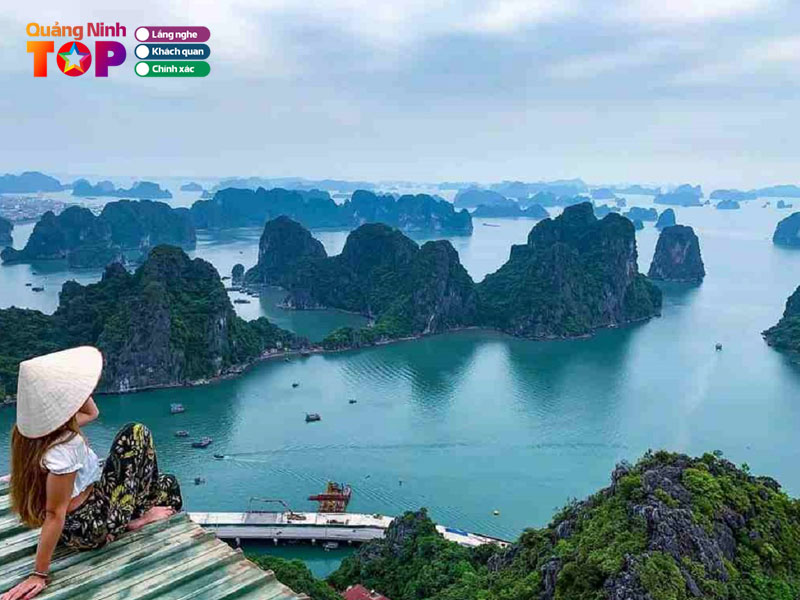 Chiem-nguong-toan-canh-vinh-ha-long-tu-tren-cao-quangninhtoplist