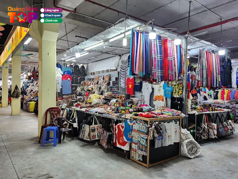 Cho-dem-hai-san-ha-long-quangninhtoplist