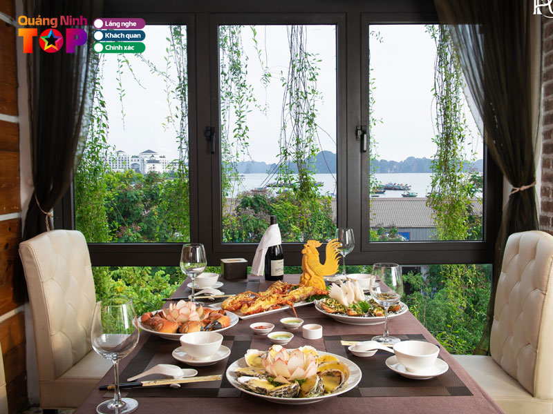 Nha-hang-am-thuc-lang-chai-ha-long-quangninhtoplist