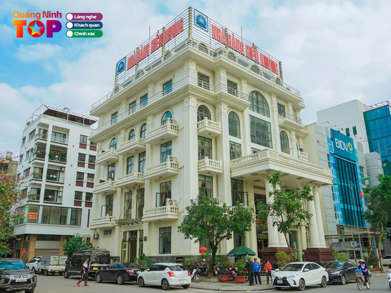 Nha-hang-hai-san-hien-nhung-quangninhtoplist