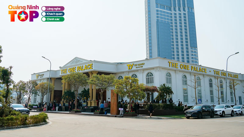 Nha-hang-the-one-palace5-quangninhtoplist
