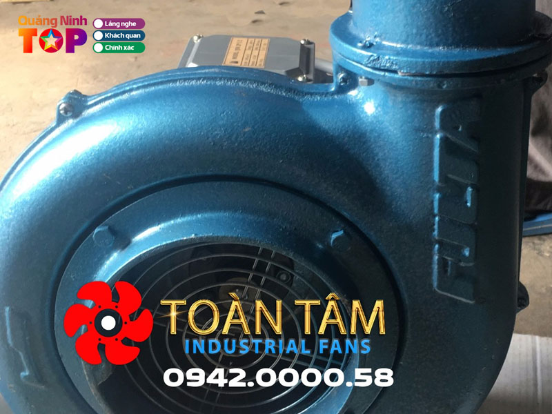 Quat-cong-nghiep-toan-tam-quangninhtoplist