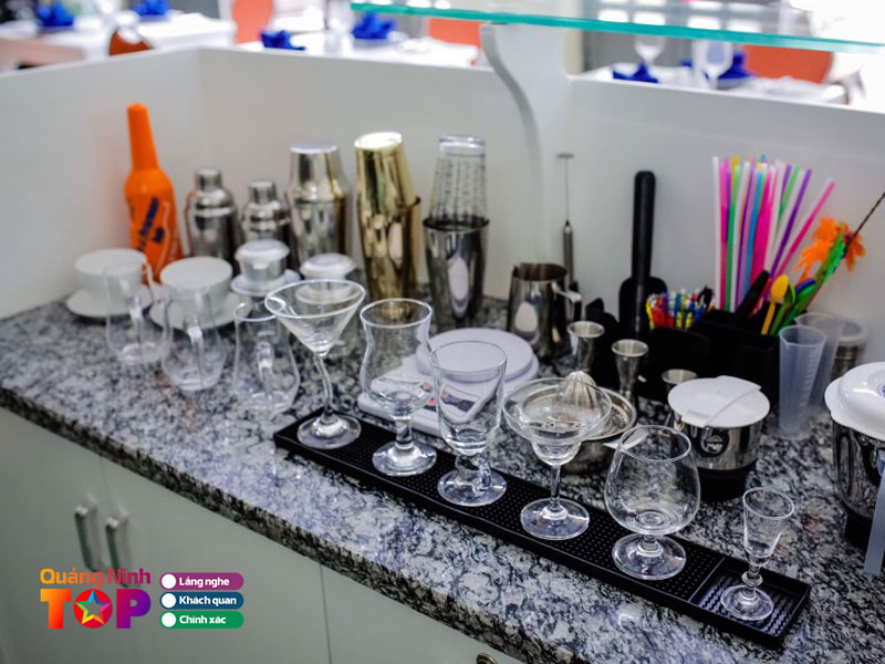 Cong-ty-tnhh-dao-tao-va-phat-trien-du-lich-quang-ninh3-quangninhtoplist