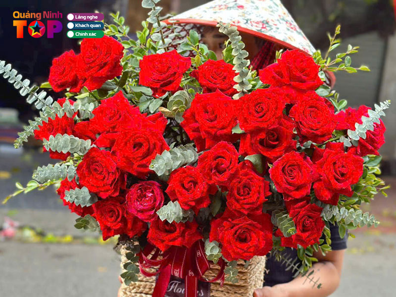 Tiem-hoa-hoa-ha-truc-quangninhtoplist