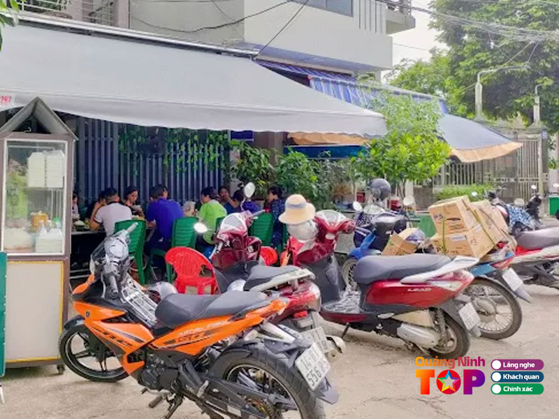 Bun-cha-thit-nuong-phuong-nhai-quangninhtoplist