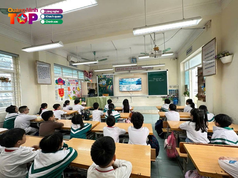Truong-tieu-hoc-quang-trung-quangninhtoplist