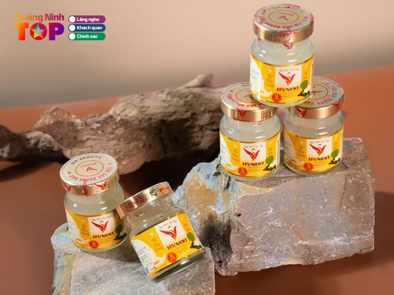 Yen-sao-vu-thi-nu-quangninhtoplist